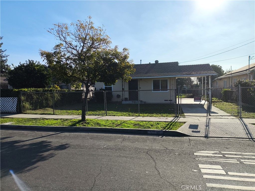 Image 2 of property listing at 11326 Forest Grove, El Monte, CA 91731