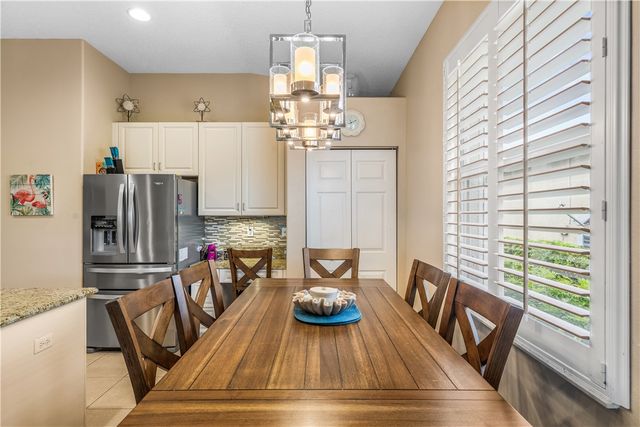 3134 Ashford Square, Vero Beach, FL 32966