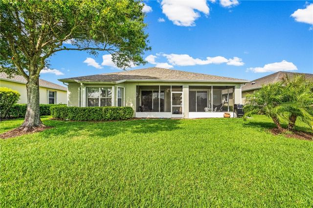 3134 Ashford Square, Vero Beach, FL 32966