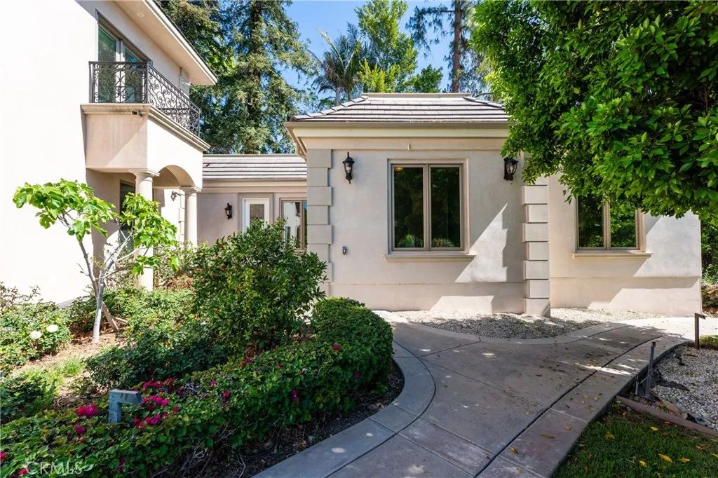 894 Fallen Leaf, Arcadia, CA 91006