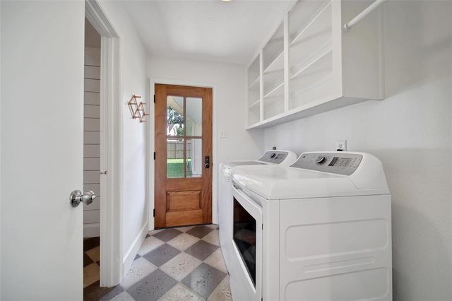 3806 Hill Springs Drive, Kingwood, TX 77345