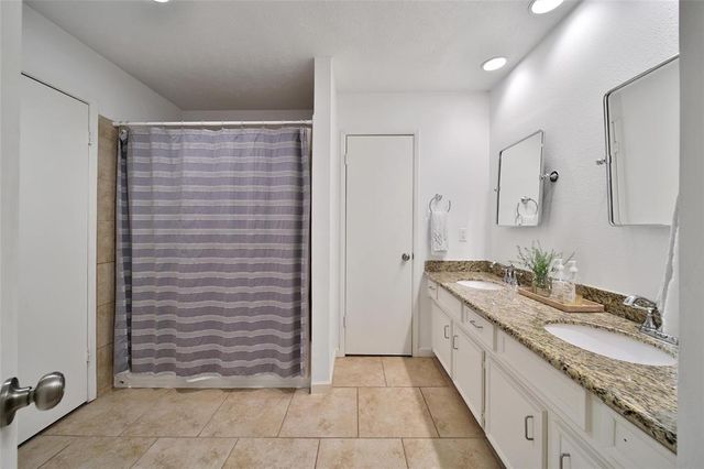 3806 Hill Springs Drive, Kingwood, TX 77345