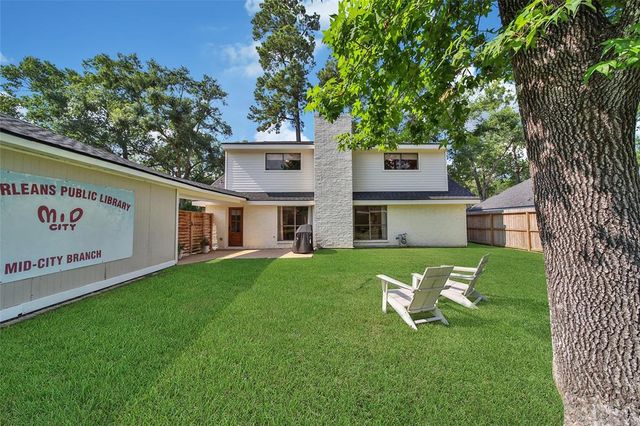 3806 Hill Springs Drive, Kingwood, TX 77345