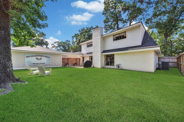 3806 Hill Springs Drive, Kingwood, TX 77345