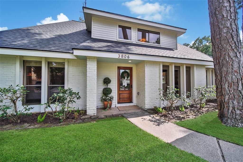 3806 Hill Springs Drive, Kingwood, TX 77345