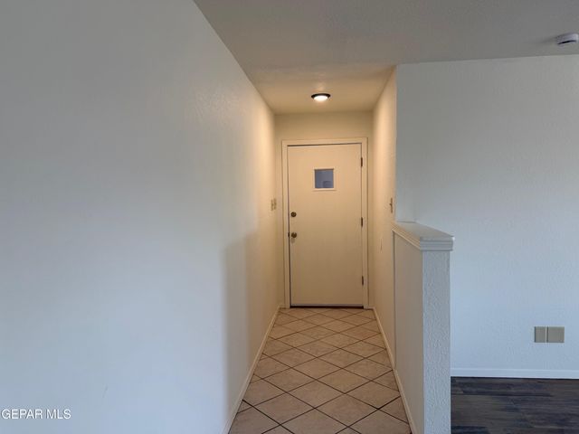 293 ATLANTIC Road A, El Paso, TX 79922