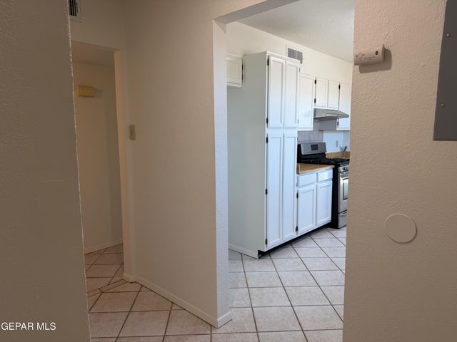 293 ATLANTIC Road A, El Paso, TX 79922