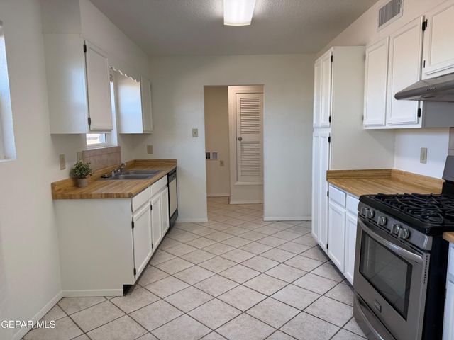 293 ATLANTIC Road A, El Paso, TX 79922