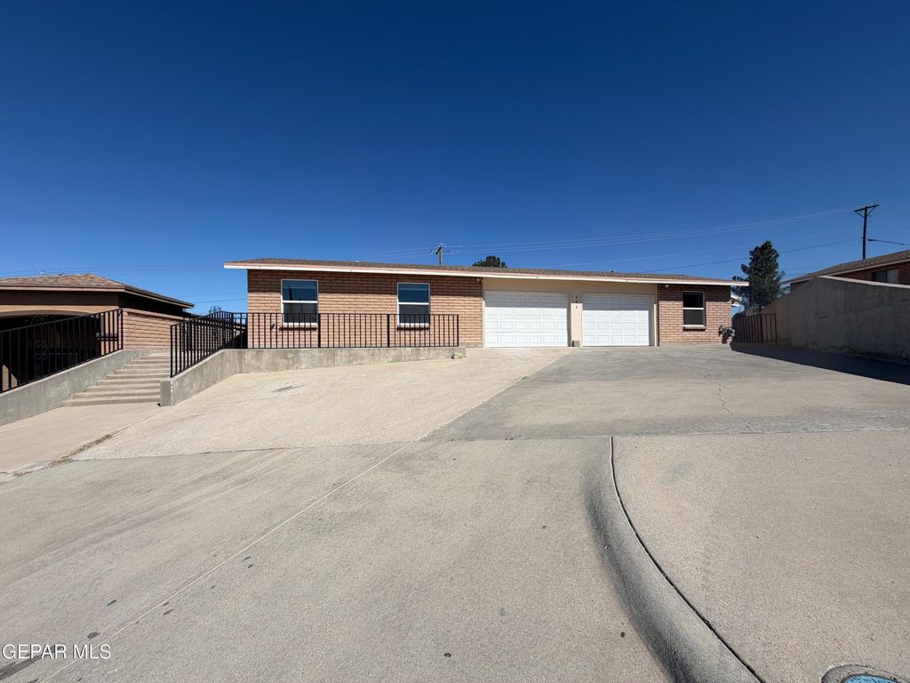 293 ATLANTIC Road A, El Paso, TX 79922