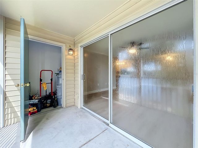 1939 SUMMER CLUB DRIVE 215, Oviedo, FL 32765