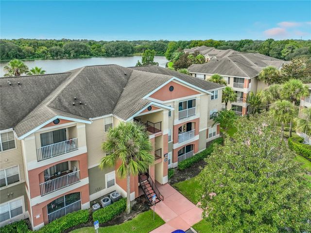 1939 SUMMER CLUB DRIVE 215, Oviedo, FL 32765
