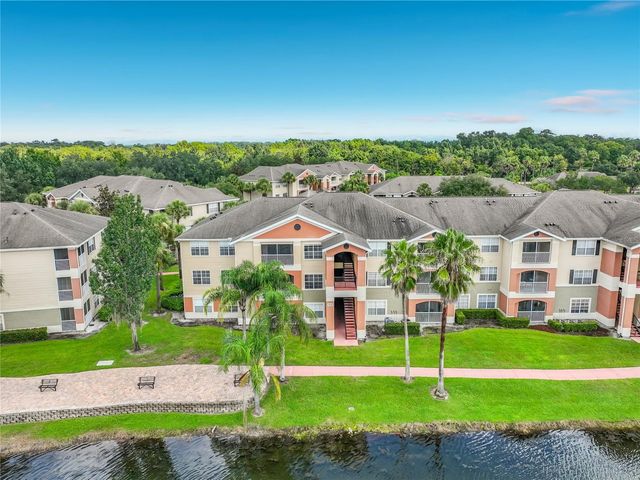 1939 SUMMER CLUB DRIVE 215, Oviedo, FL 32765