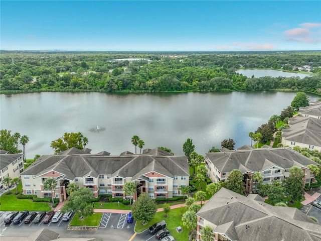 1939 SUMMER CLUB DRIVE 215, Oviedo, FL 32765