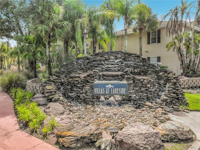 1939 SUMMER CLUB DRIVE 215, Oviedo, FL 32765