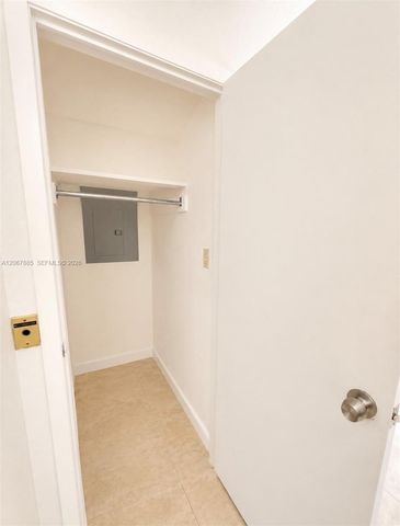 406 Saint Andrews Road 53, Hollywood, FL 33021