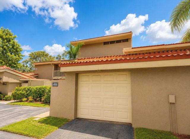 406 Saint Andrews Road 53, Hollywood, FL 33021