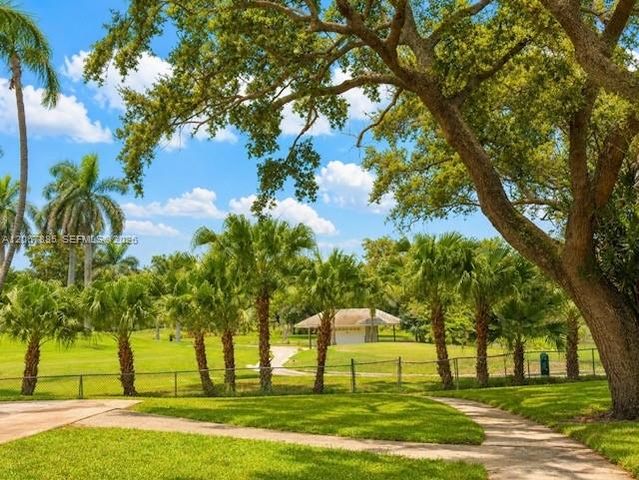 406 Saint Andrews Road 53, Hollywood, FL 33021