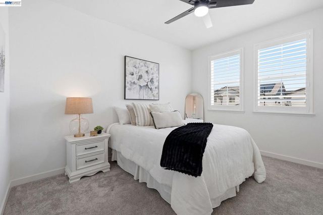 1550 Plumas Dr, Lathrop, CA 95330