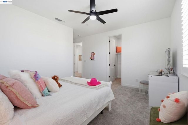 1550 Plumas Dr, Lathrop, CA 95330