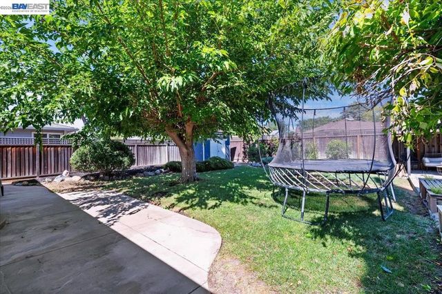 168 Albatross Avenue, Livermore, CA 94550