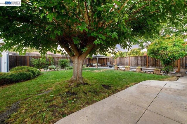168 Albatross Avenue, Livermore, CA 94550