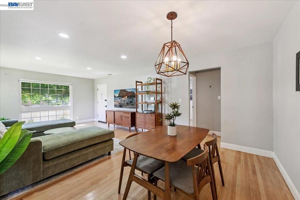 Image 10 of property listing at 168 Albatross Avenue, Livermore, CA 94550