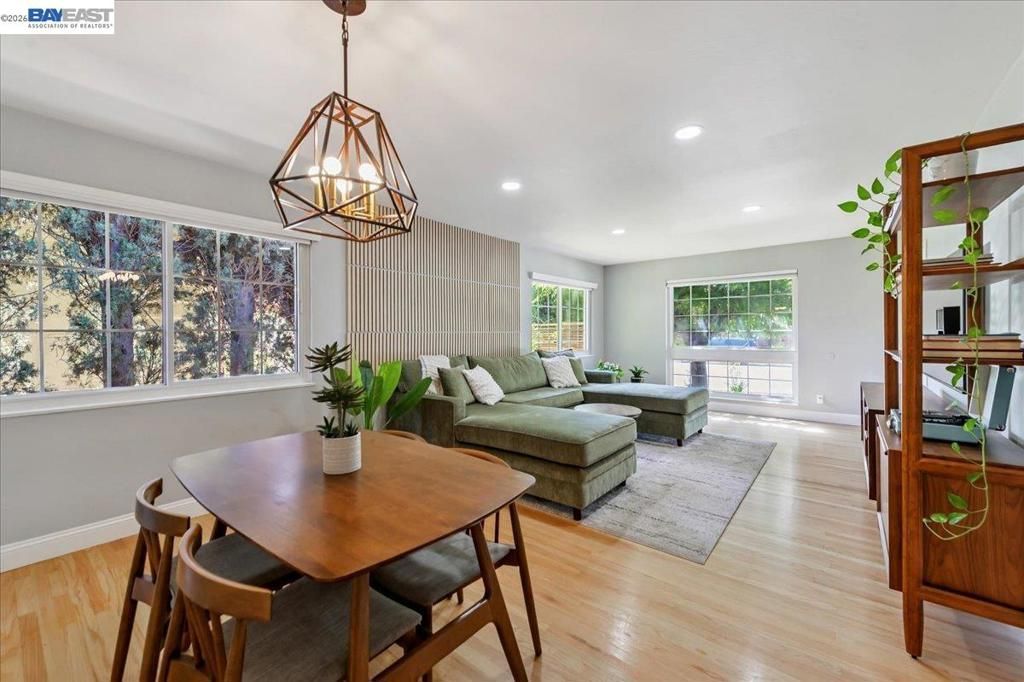 Image 11 of property listing at 168 Albatross Avenue, Livermore, CA 94550