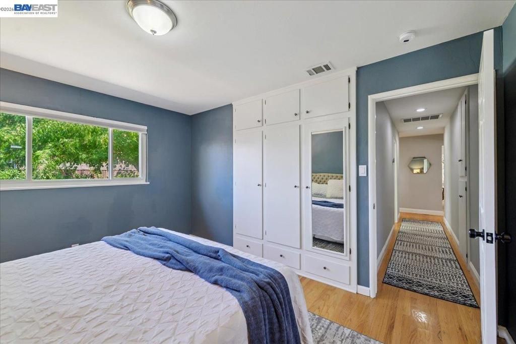 Image 22 of property listing at 168 Albatross Avenue, Livermore, CA 94550