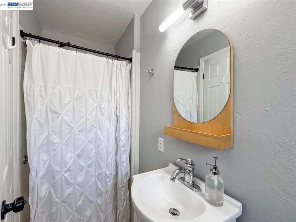 Image 25 of property listing at 168 Albatross Avenue, Livermore, CA 94550