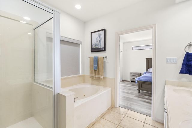 350 Old Aqua Landing E, Conroe, TX 77356