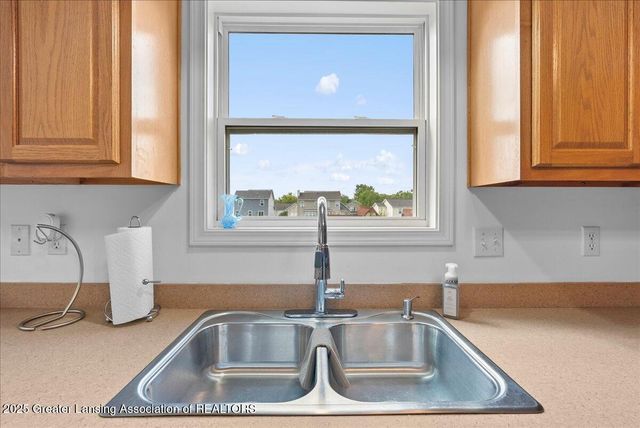 3630 Fernwood Lane, Mason, MI 48854