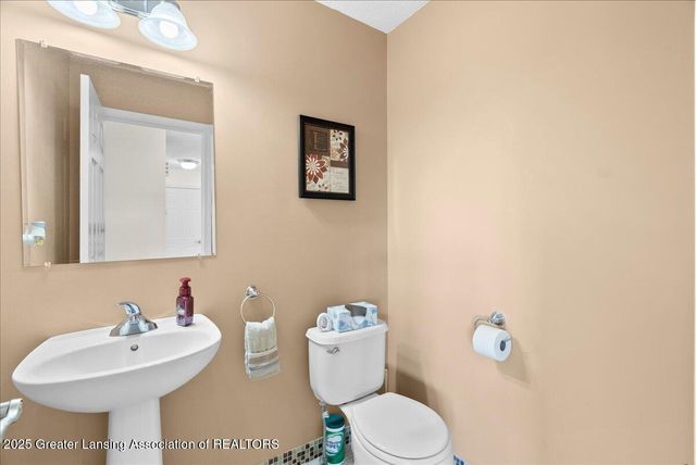 3630 Fernwood Lane, Mason, MI 48854