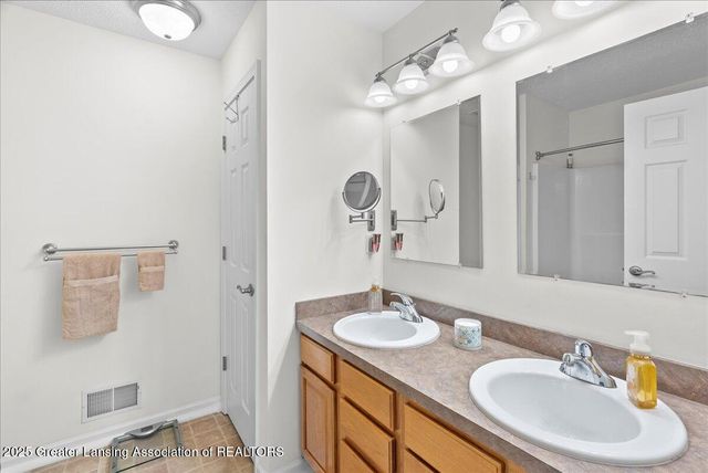 3630 Fernwood Lane, Mason, MI 48854