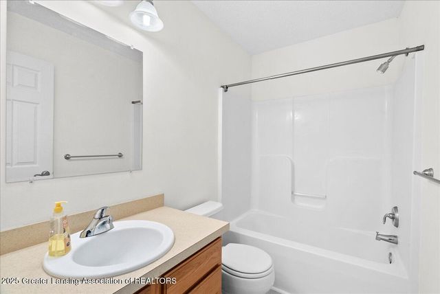 3630 Fernwood Lane, Mason, MI 48854