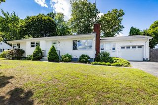 98 Pleasant View St, Methuen, MA 01844