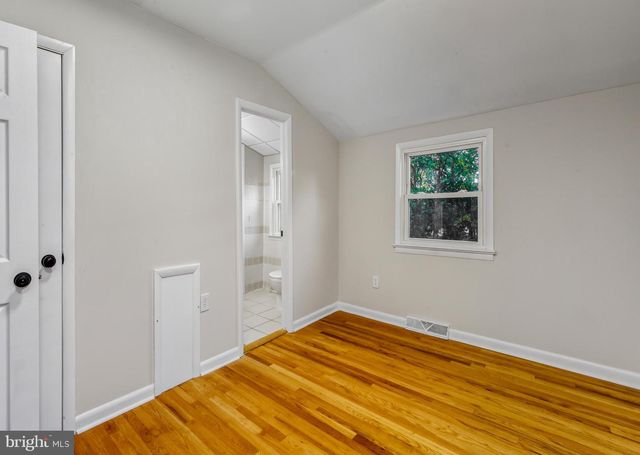 300 TURNERVILLE RD, Pine Hill, NJ 08021