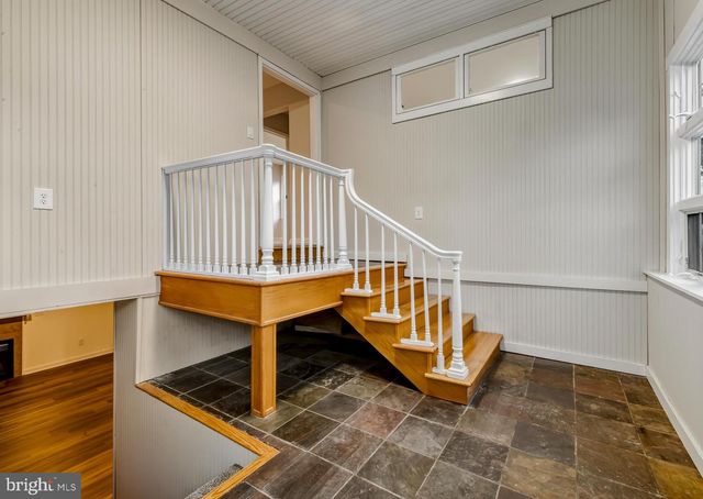 300 TURNERVILLE RD, Pine Hill, NJ 08021