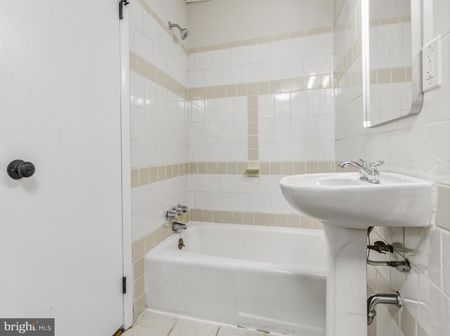 300 TURNERVILLE RD, Pine Hill, NJ 08021