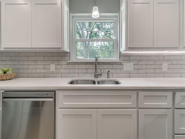 2408 Lytal Lane, Edmond, OK 73013