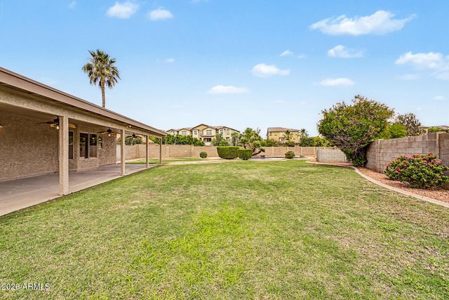 119 S COMANCHE Drive, Chandler, AZ 85224