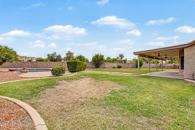 119 S COMANCHE Drive, Chandler, AZ 85224