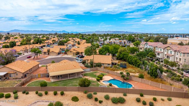 119 S COMANCHE Drive, Chandler, AZ 85224