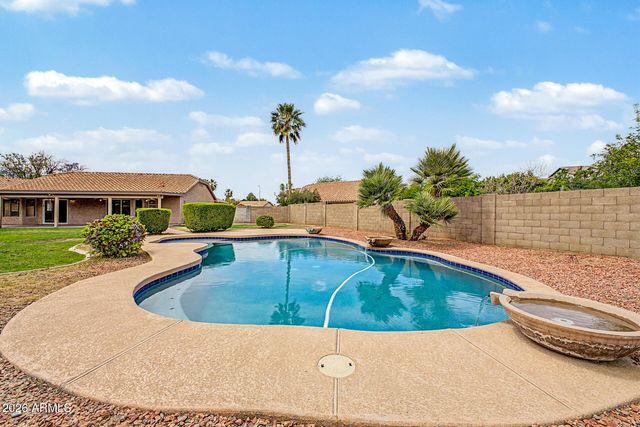 119 S COMANCHE Drive, Chandler, AZ 85224