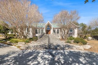 416 Spring Mill Dr, Kerrville, TX 78028