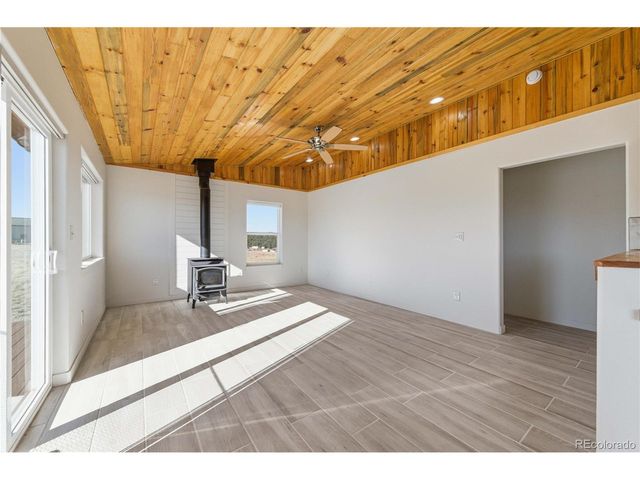 1863 16th Trl, Cotopaxi, CO 81223