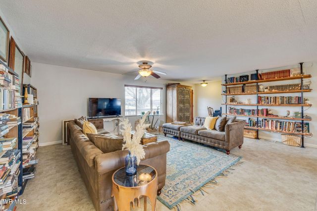 2040 Warrensburg Road, Greeneville, TN 37743