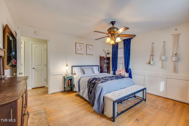 2040 Warrensburg Road, Greeneville, TN 37743