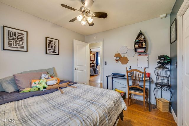 2040 Warrensburg Road, Greeneville, TN 37743