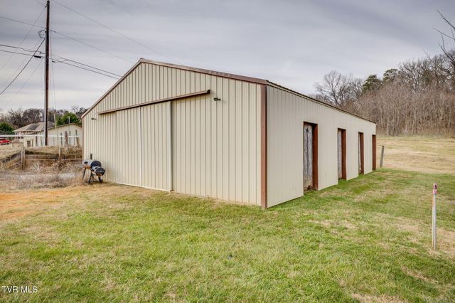 2040 Warrensburg Road, Greeneville, TN 37743
