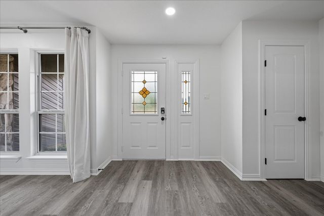 3925 Greenhills Court W, Irving, TX 75038